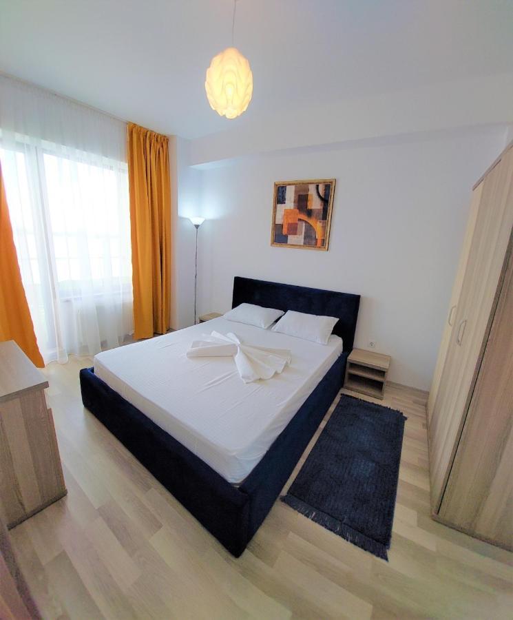 North Club Apartments Mamaia Luaran gambar