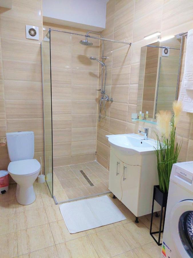 North Club Apartments Mamaia Luaran gambar