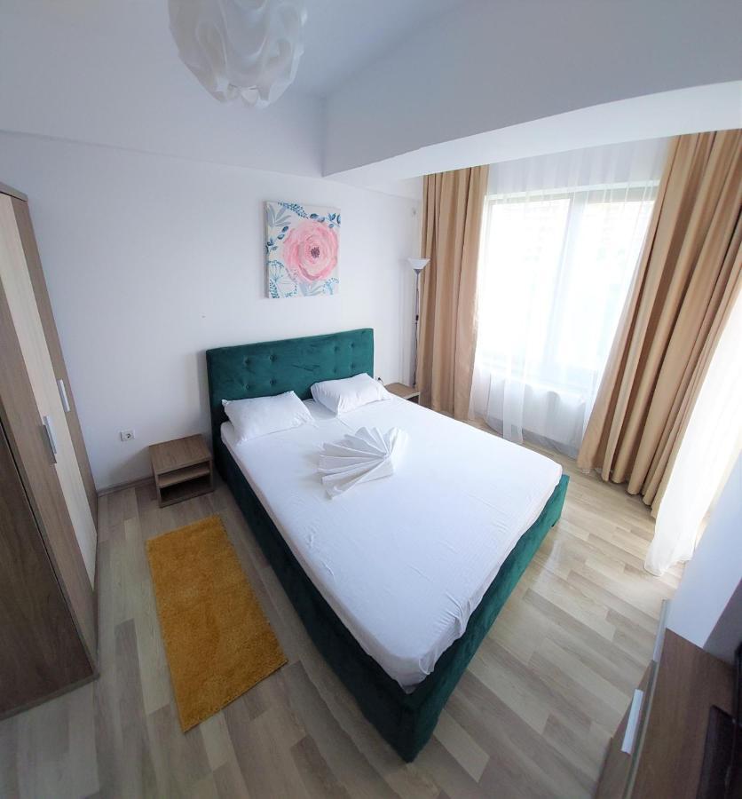 North Club Apartments Mamaia Luaran gambar
